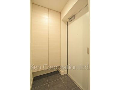 Entrance ※Photo of the same layout on 3 floor. Decoration and fixture may differ.