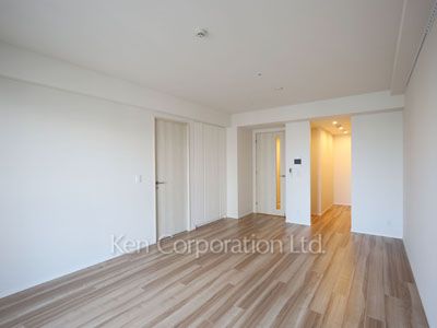 Living-Dining ※Photo of the same layout on 16 floor. Decoration and fixture may differ.