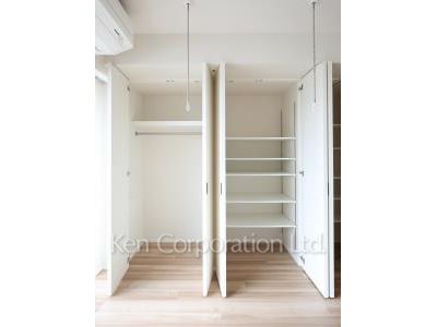 Closet ※Photo of the same layout on 16 floor. Decoration and fixture may differ.