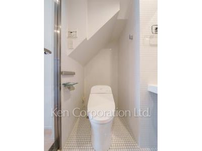 Lavatory