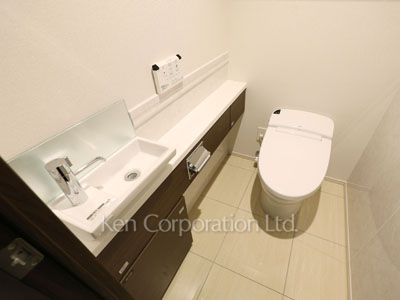 Lavatory
