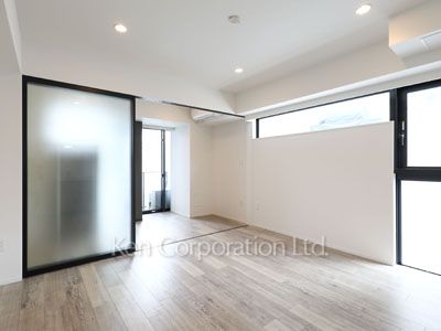 Living-Dining ※Photo of the same layout on 5 floor. Decoration and fixture may differ.