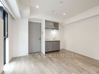 Living-Dining ※Photo of the same layout on 5 floor. Decoration and fixture may differ.