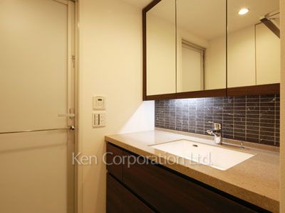 Powder Room