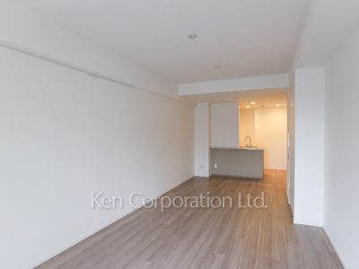 Living-Dining ※Photo of the same layout on 4 floor. Decoration and fixture may differ.