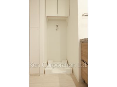 Washing Machine Space ※Photo of the same layout on 4 floor. Decoration and fixture may differ.