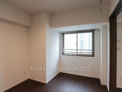 Bedroom ※Photo of the same layout on 13 floor. Decoration and fixture may differ.