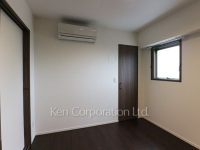 Bedroom ※Photo of the same layout on 13 floor. Decoration and fixture may differ.