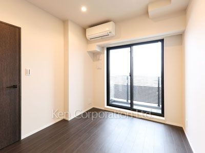 Bedroom ※Photo of the same layout on 15 floor. Decoration and fixture may differ.