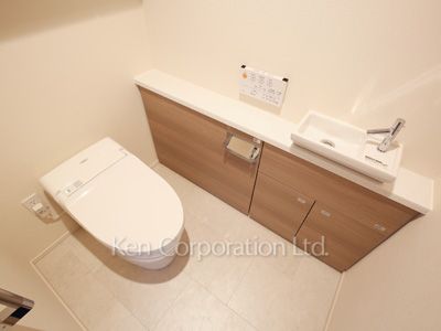 Lavatory