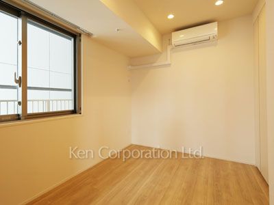 Bedroom ※Photo of the same layout on 12 floor. Decoration and fixture may differ.