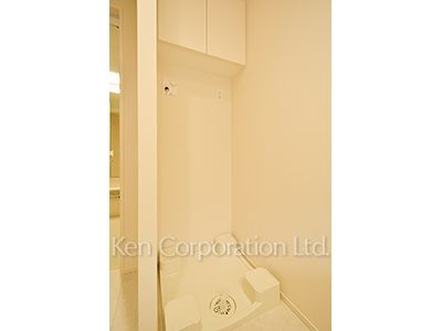 Washing Machine Space ※Photo of the same layout on 12 floor. Decoration and fixture may differ.