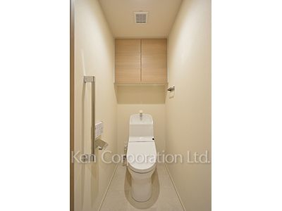 Lavatory ※Photo of the same layout on 12 floor. Decoration and fixture may differ.