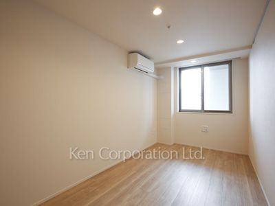 Bedroom ※Photo of the same layout on 12 floor. Decoration and fixture may differ.