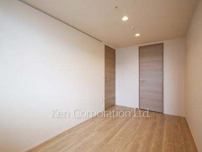 Bedroom ※Photo of the same layout on 12 floor. Decoration and fixture may differ.