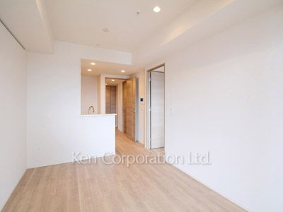 Living-Dining ※Photo of the same layout on 12 floor. Decoration and fixture may differ.