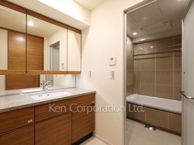 Powder Room