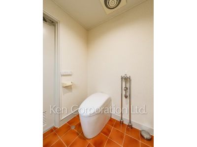 Lavatory