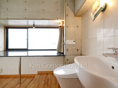 Lavatory