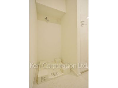 Washing Machine Space ※Photo of the same layout on 10 floor. Decoration and fixture may differ.