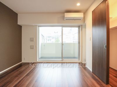 Bedroom ※Photo of the same layout on 2 floor. Decoration and fixture may differ.