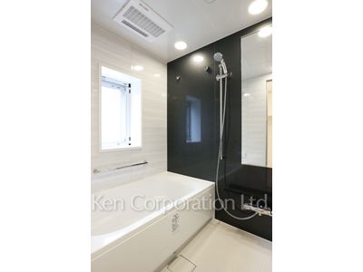Bath ※Photo of the same layout on 2 floor. Decoration and fixture may differ.