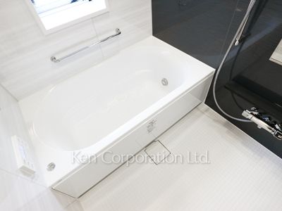 Bath ※Photo of the same layout on 2 floor. Decoration and fixture may differ.