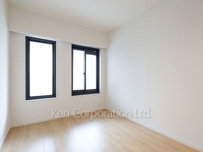 Bedroom ※Photo of the same layout on 3 floor. Decoration and fixture may differ.