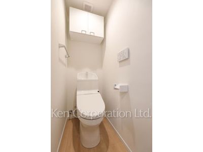 Lavatory ※Photo of the same layout on 3 floor. Decoration and fixture may differ.