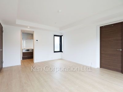 Living-Dining ※Photo of the same layout on 4 floor. Decoration and fixture may differ.