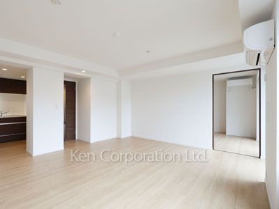 Living-Dining ※Photo of the same layout on 3 floor. Decoration and fixture may differ.