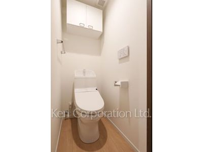Lavatory ※Photo of the same layout on 3 floor. Decoration and fixture may differ.