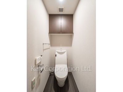 Lavatory