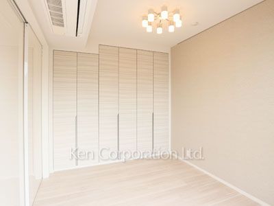 Bedroom ※Photo of the same layout on 2 floor. Decoration and fixture may differ.