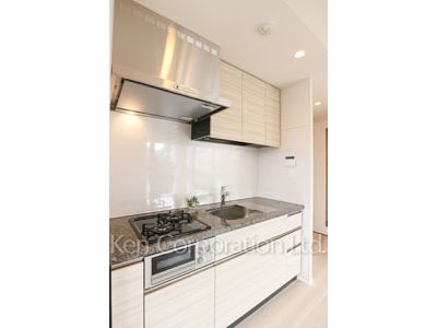 Kitchen ※Photo of the same layout on 2 floor. Decoration and fixture may differ.