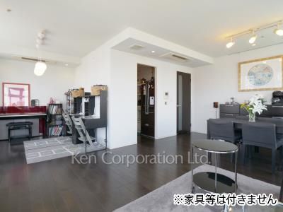 Living-Dining *Unfurnished