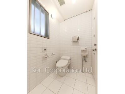 Lavatory