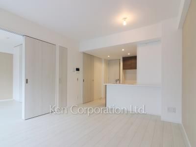 Living-Dining ※Photo of the same layout on 3 floor. Decoration and fixture may differ.