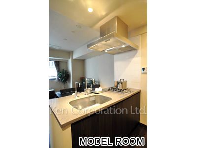 Kitchen ※Photo of the same layout on 6 floor. Decoration and fixture may differ.