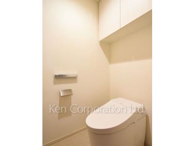 Lavatory ※Photo of the same layout on 3 floor. Decoration and fixture may differ.