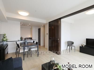 Living-Dining *MODEL ROOM ※Photo of the same layout on 15 floor. Decoration and fixture may differ.