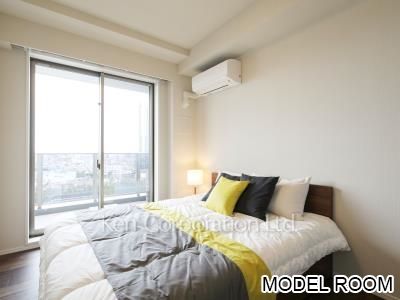 Bed Room *MODEL ROOM ※Photo of the same layout on 15 floor. Decoration and fixture may differ.