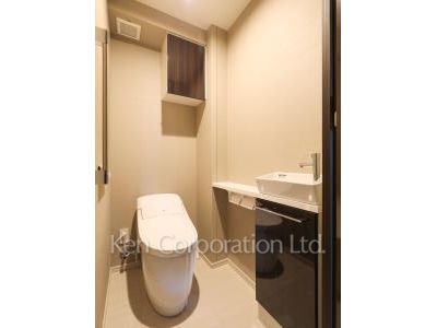 Lavatory
