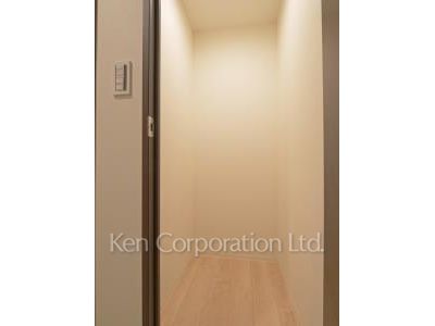 Storage ※Photo of the same layout on 9 floor. Decoration and fixture may differ.