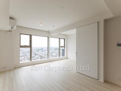 Living-Dining ※Photo of the same layout on 19 floor. Decoration and fixture may differ.