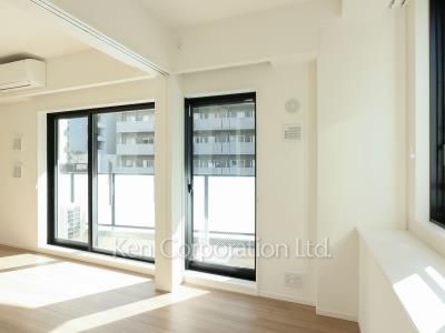 Bedroom ※Photo of the same layout on 5 floor. Decoration and fixture may differ.