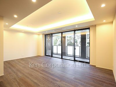 Living-Dining ※Photo of the same layout on 4 floor. Decoration and fixture may differ.