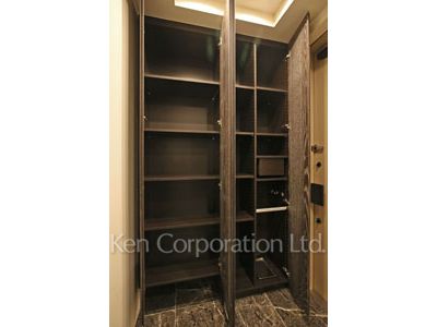 Shoes Closet ※Photo of the same layout on 4 floor. Decoration and fixture may differ.