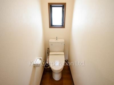 Lavatory