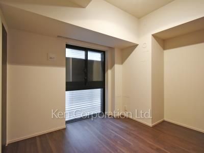 Bedroom ※Photo of the same layout on 4 floor. Decoration and fixture may differ.